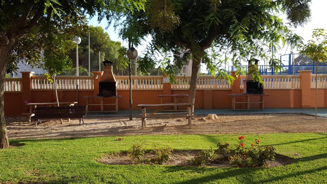 Alicante Apartamento En La Playa Muchavista-San Juan - Marluma Frente Al Mar La Venteta Exterior foto